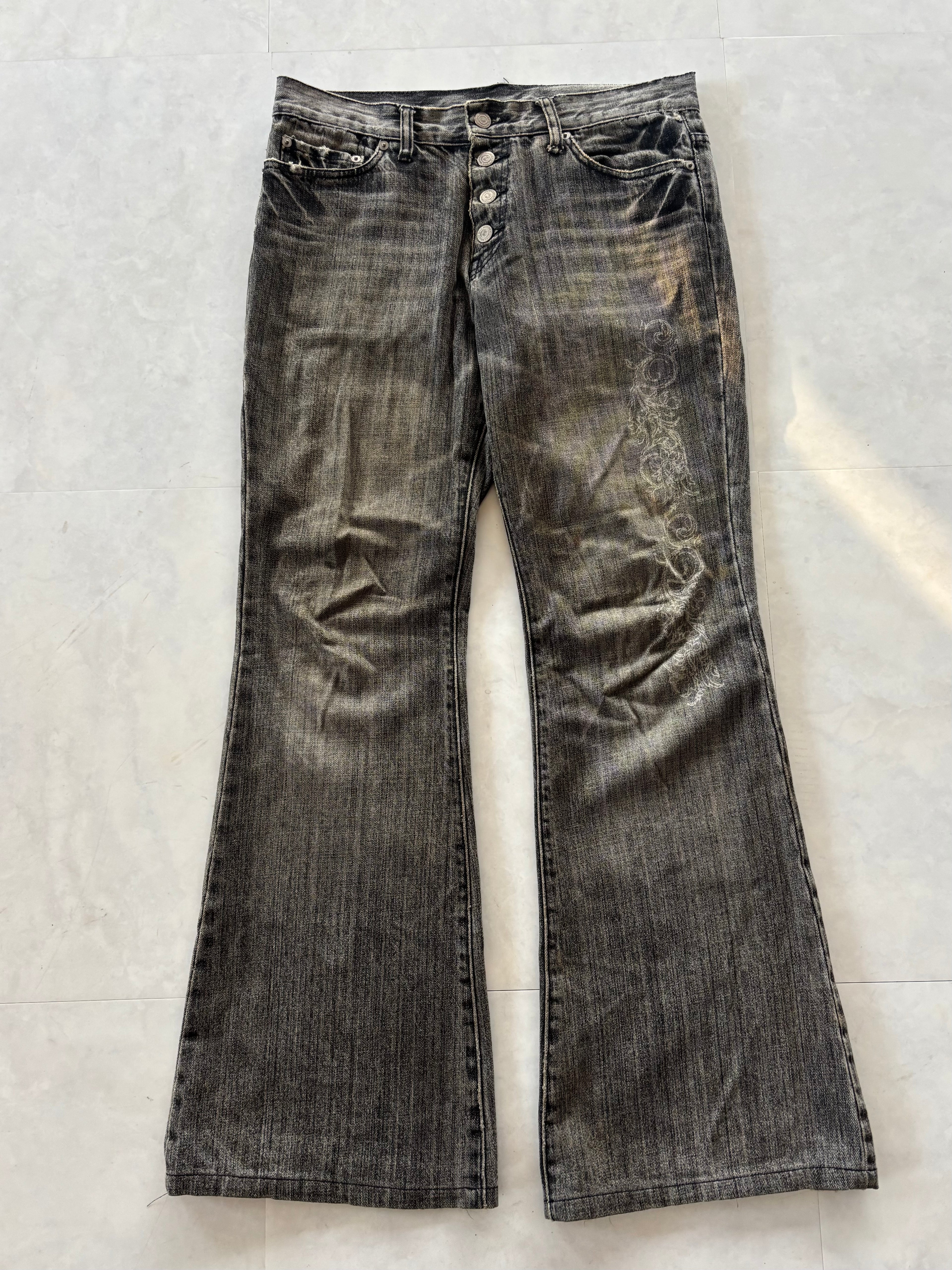 TORNADO MART Shadow Embroidery Flare Jeans