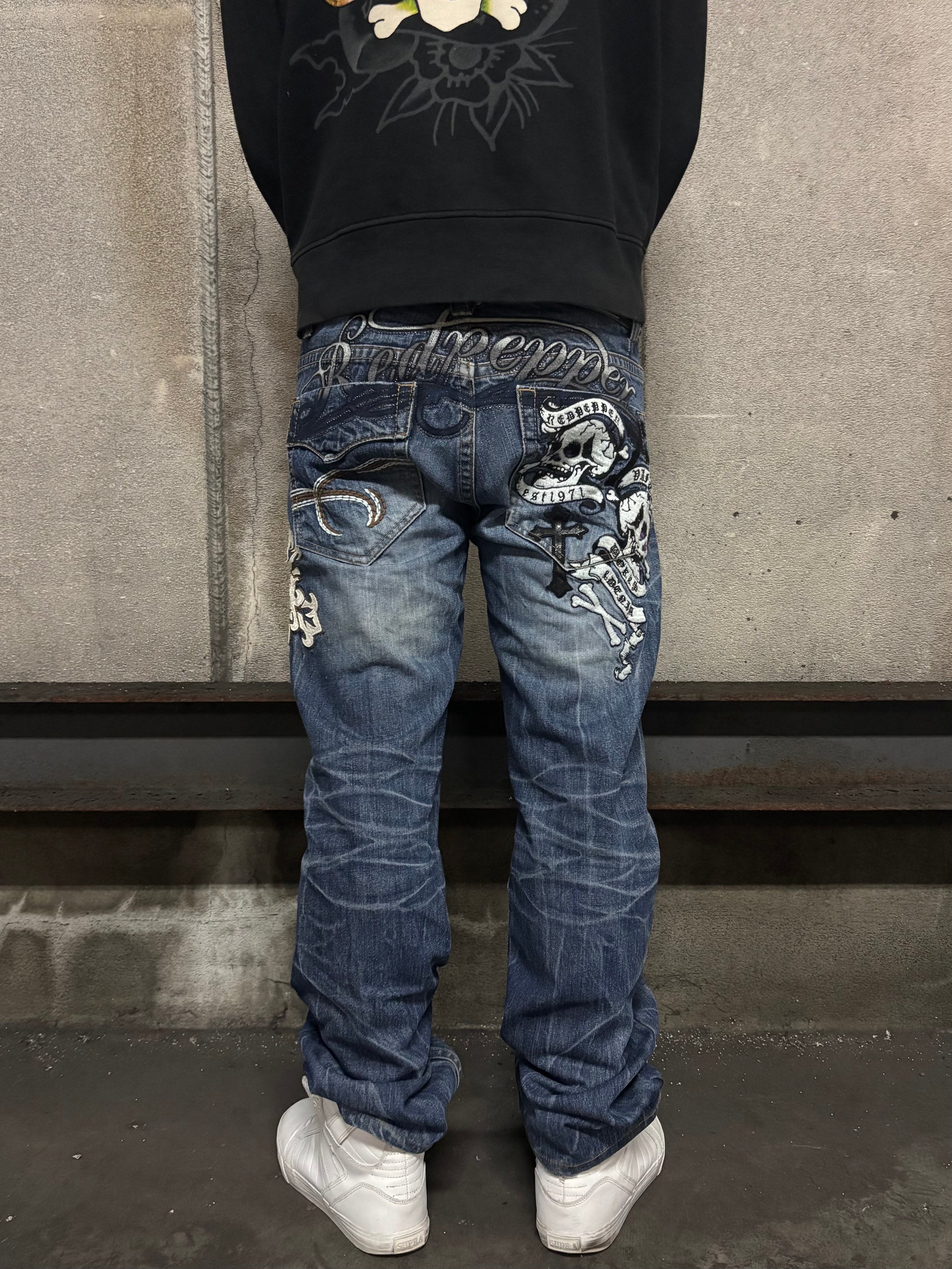 ED HARDY ARCHIVE OUTFIT BOX