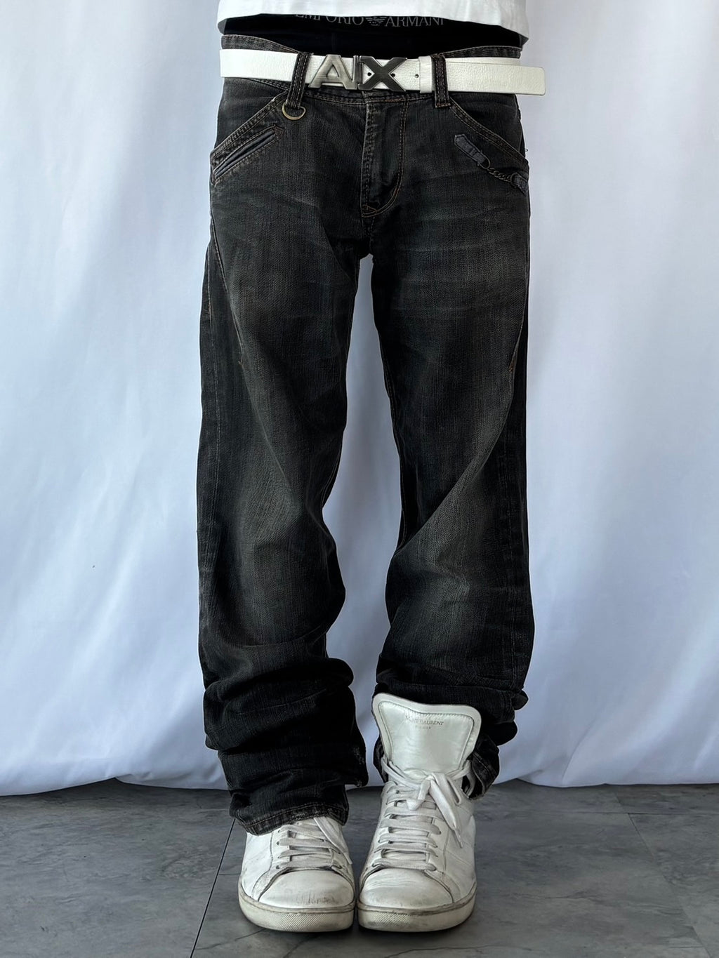 HIDEAWAYS DUST FADED ZIP DENIM