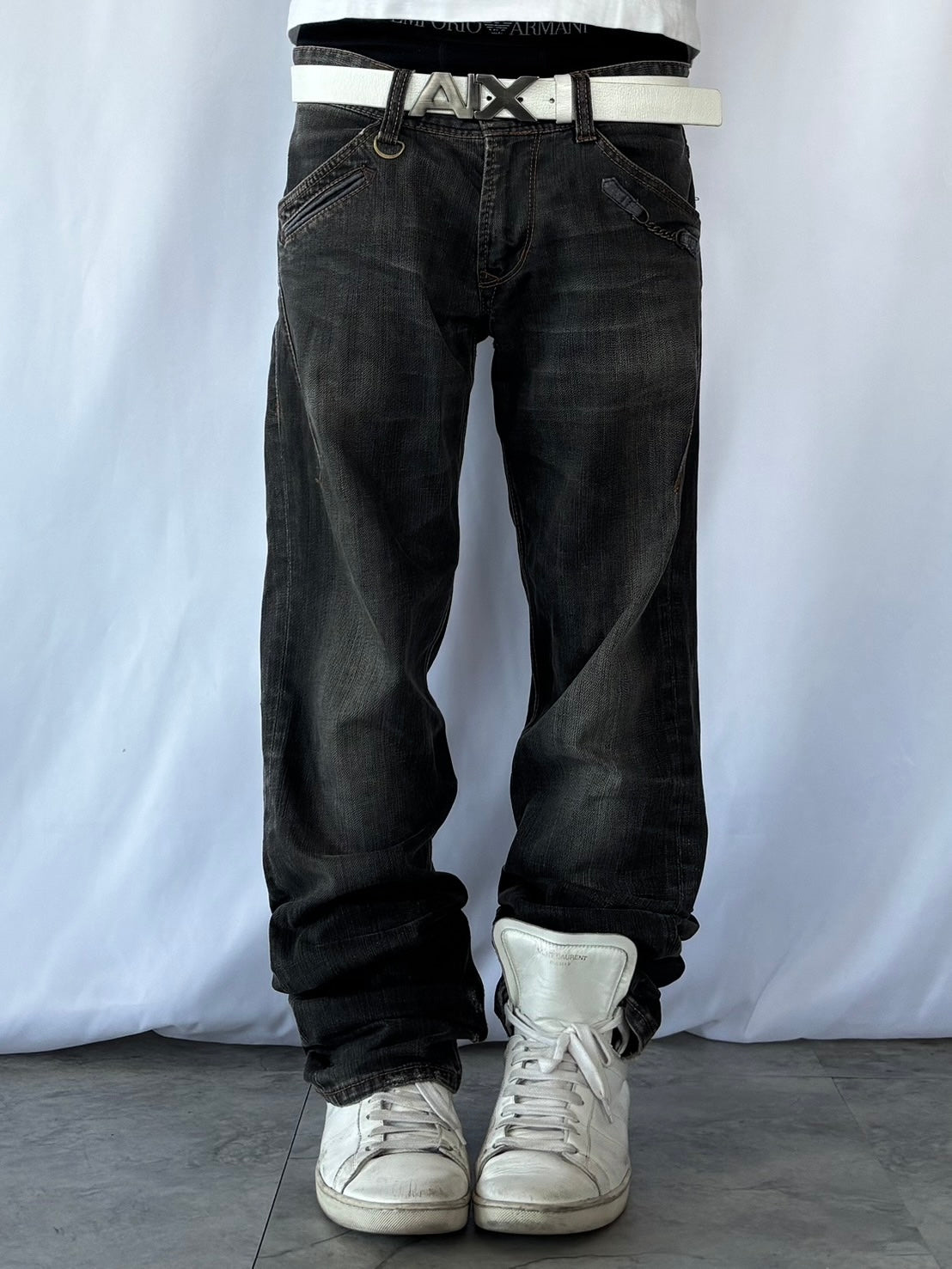 HIDEAWAYS DUST FADED ZIP DENIM