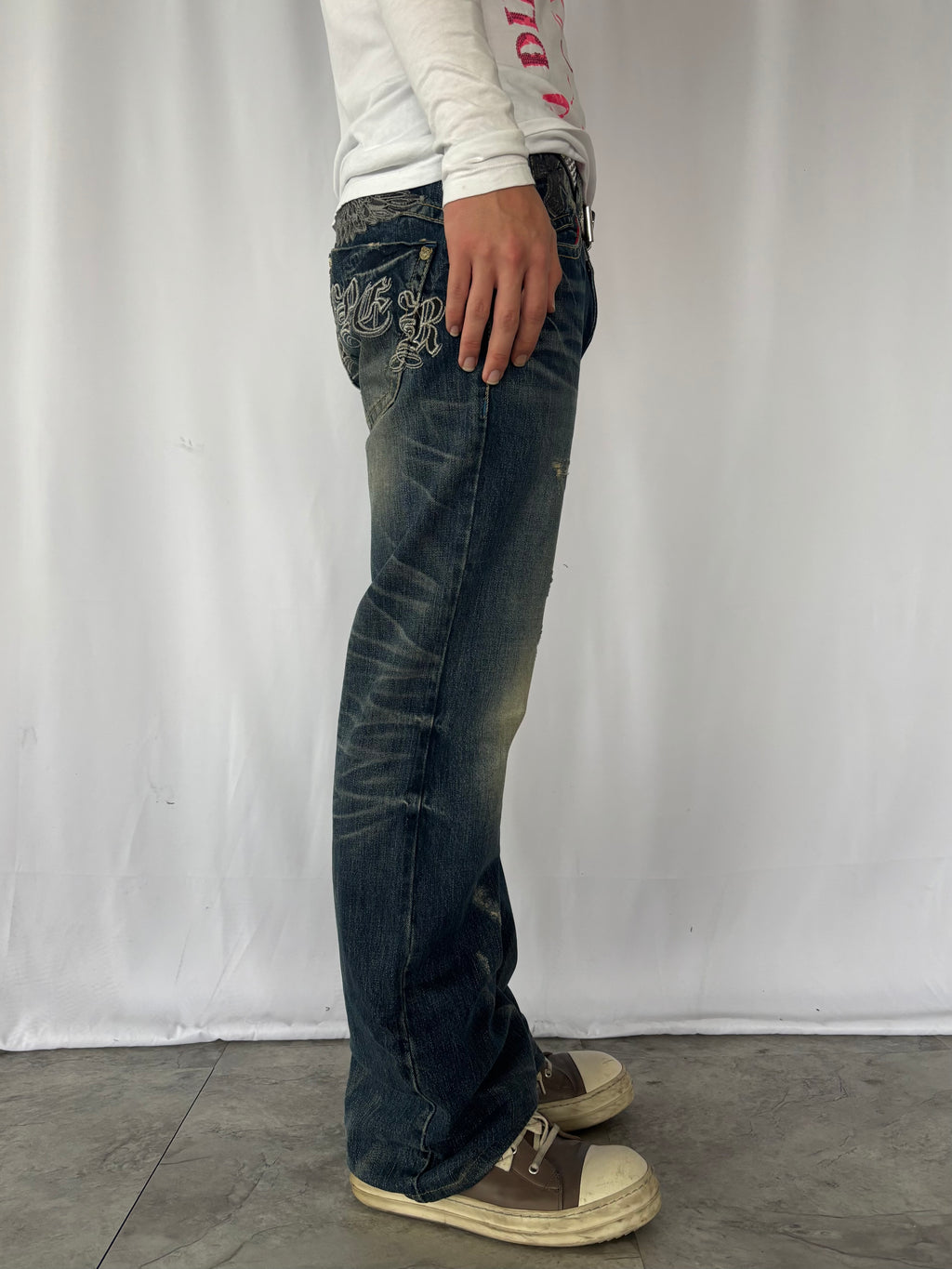 RED PEPPER skull heavy embroidery denim