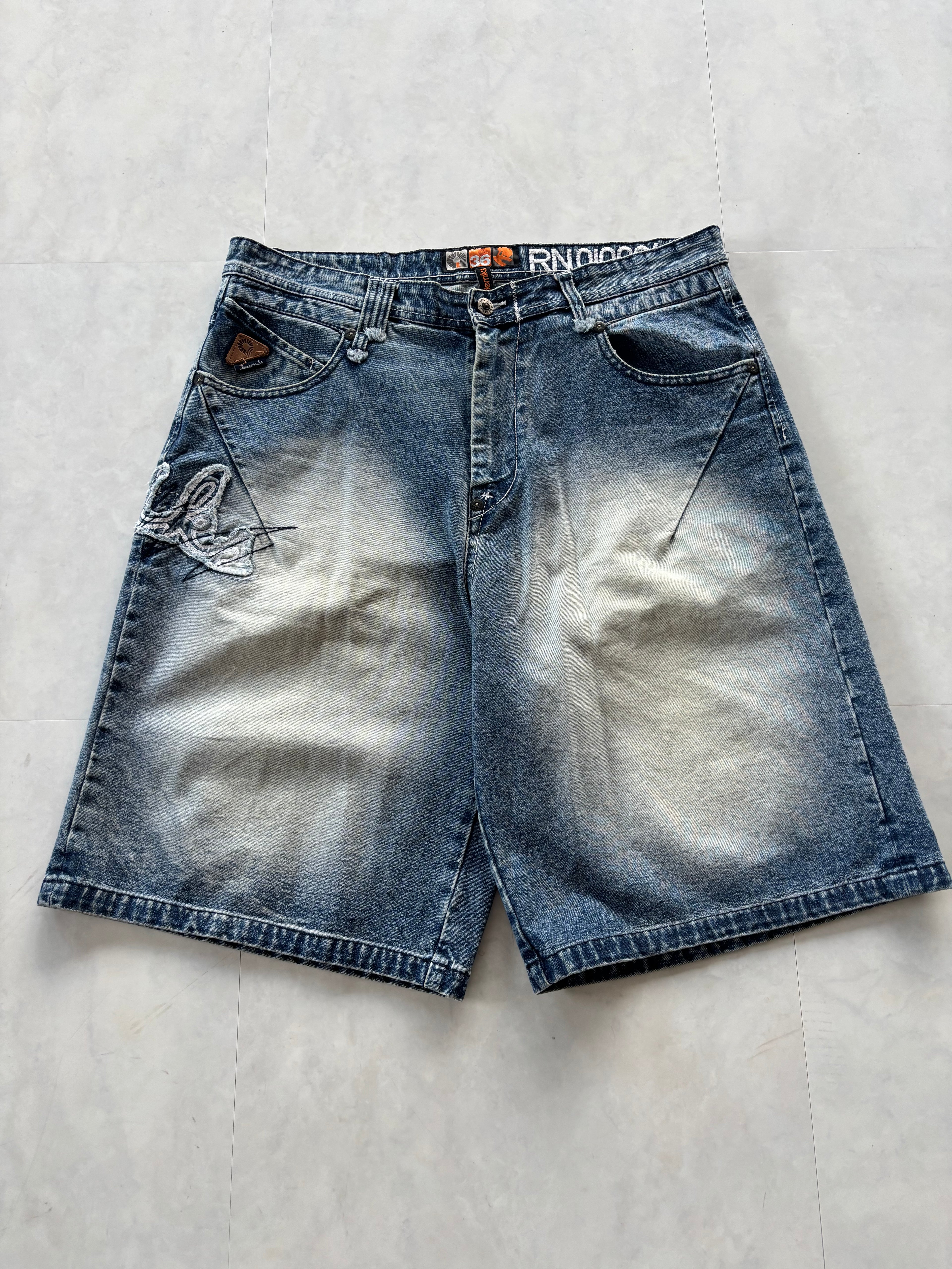AKADEMIKS embroidery buggy denim shorts