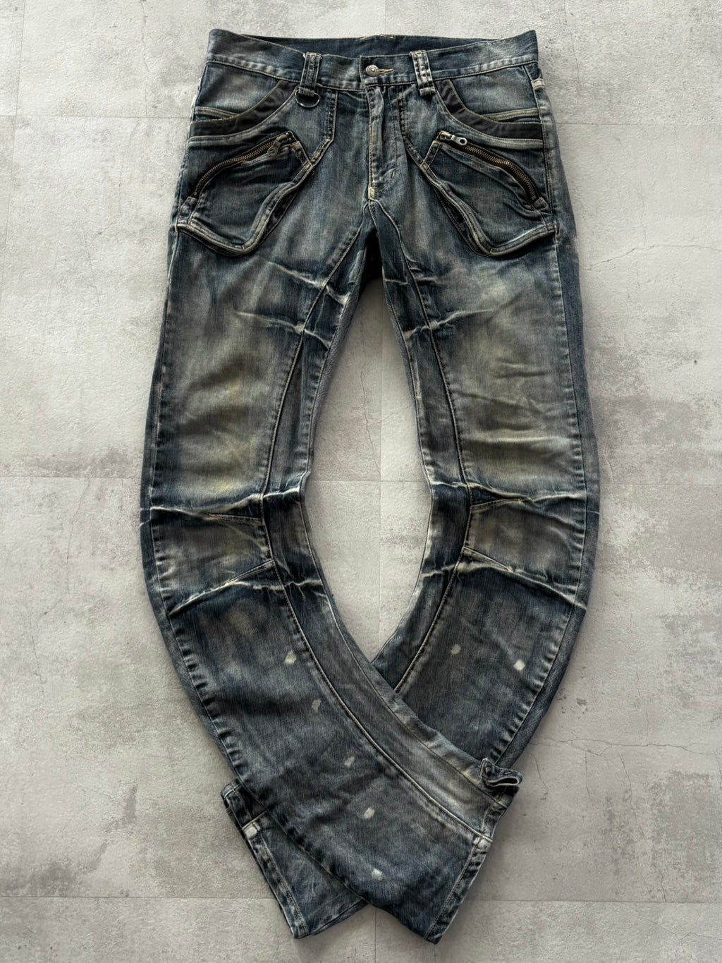 PPFM CHAOS CURVE DISTRESSED DENIM