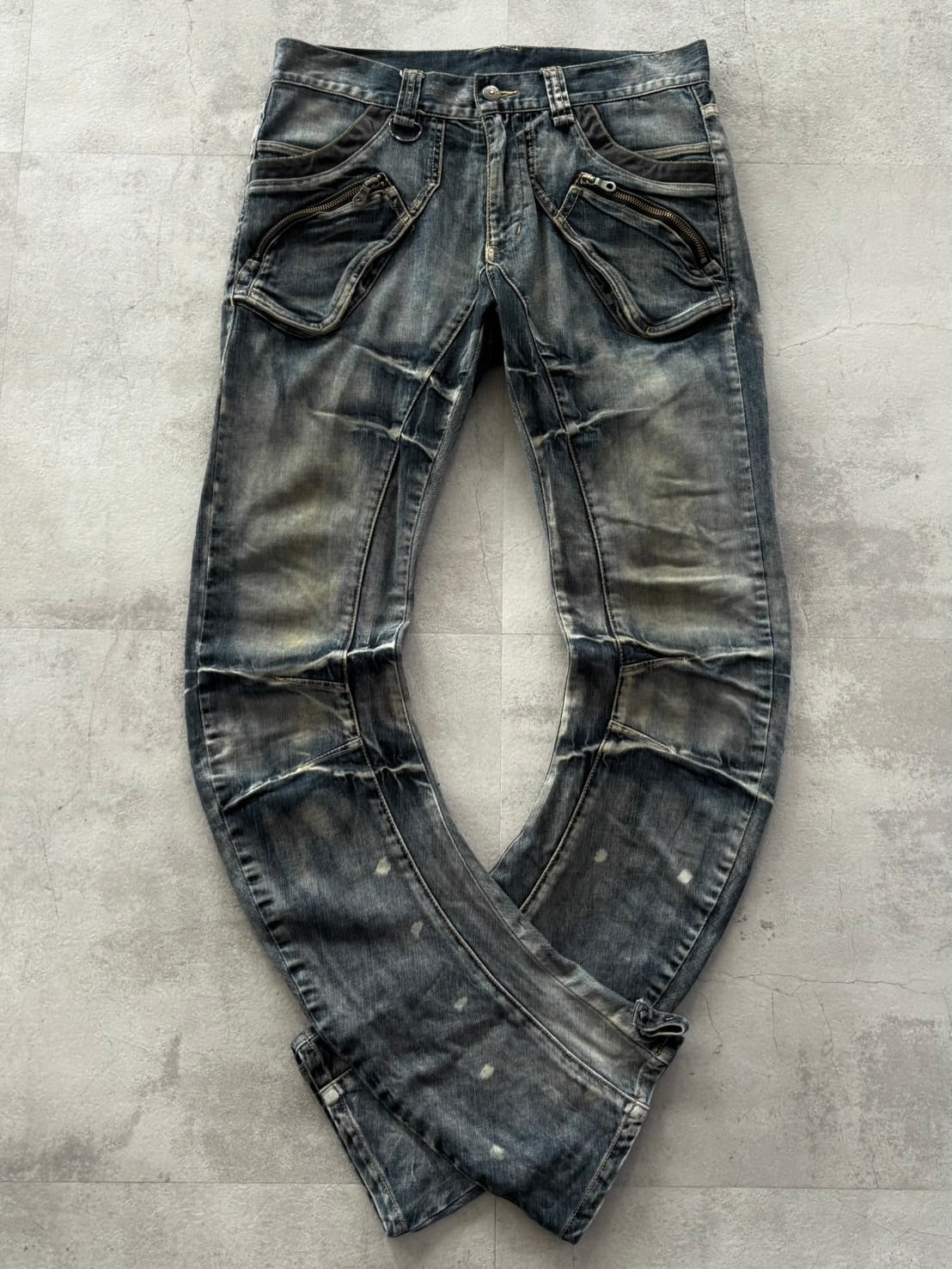 PPFM CHAOS CURVE DISTRESSED DENIM