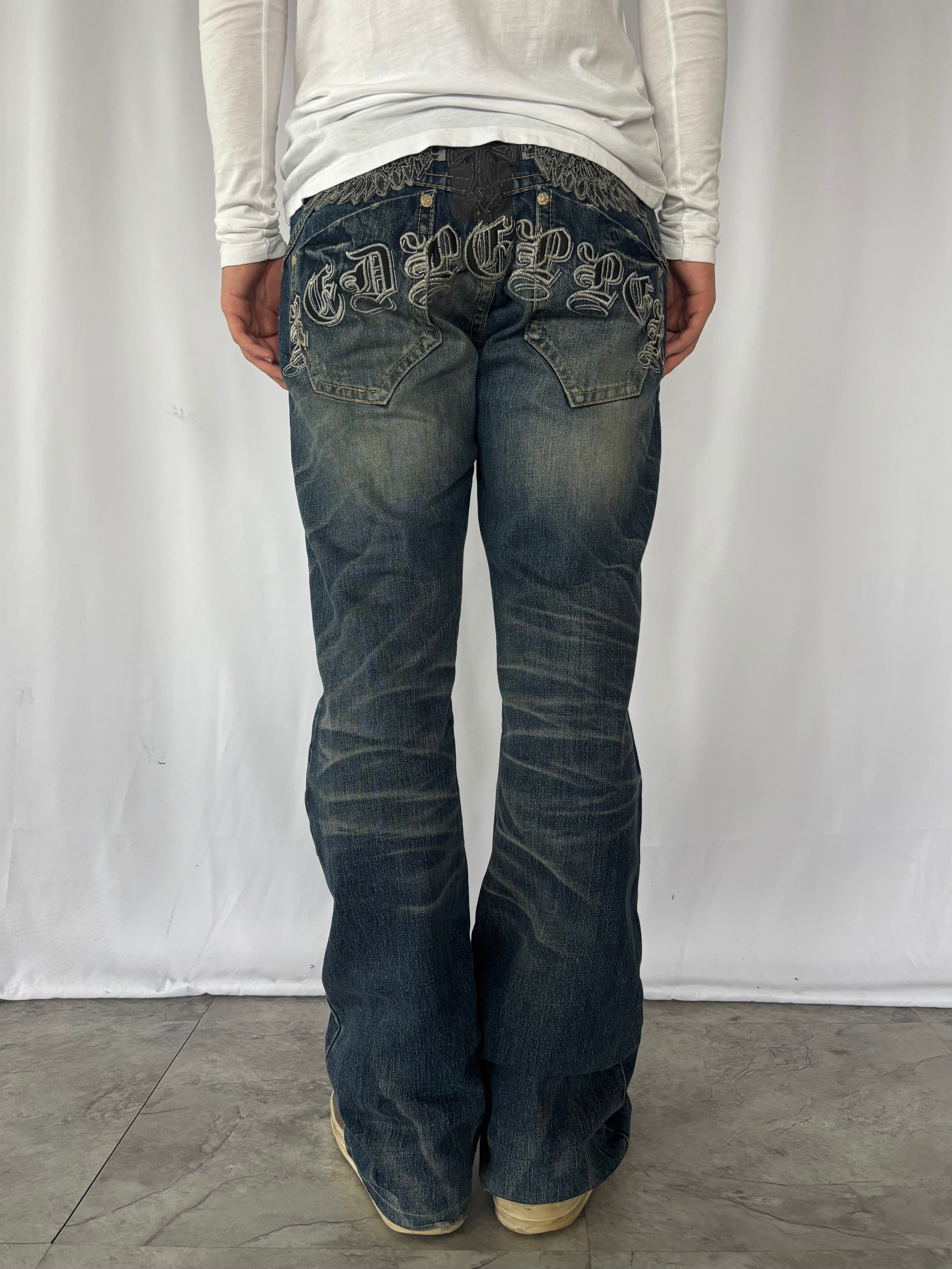 RED PEPPER skull heavy embroidery denim