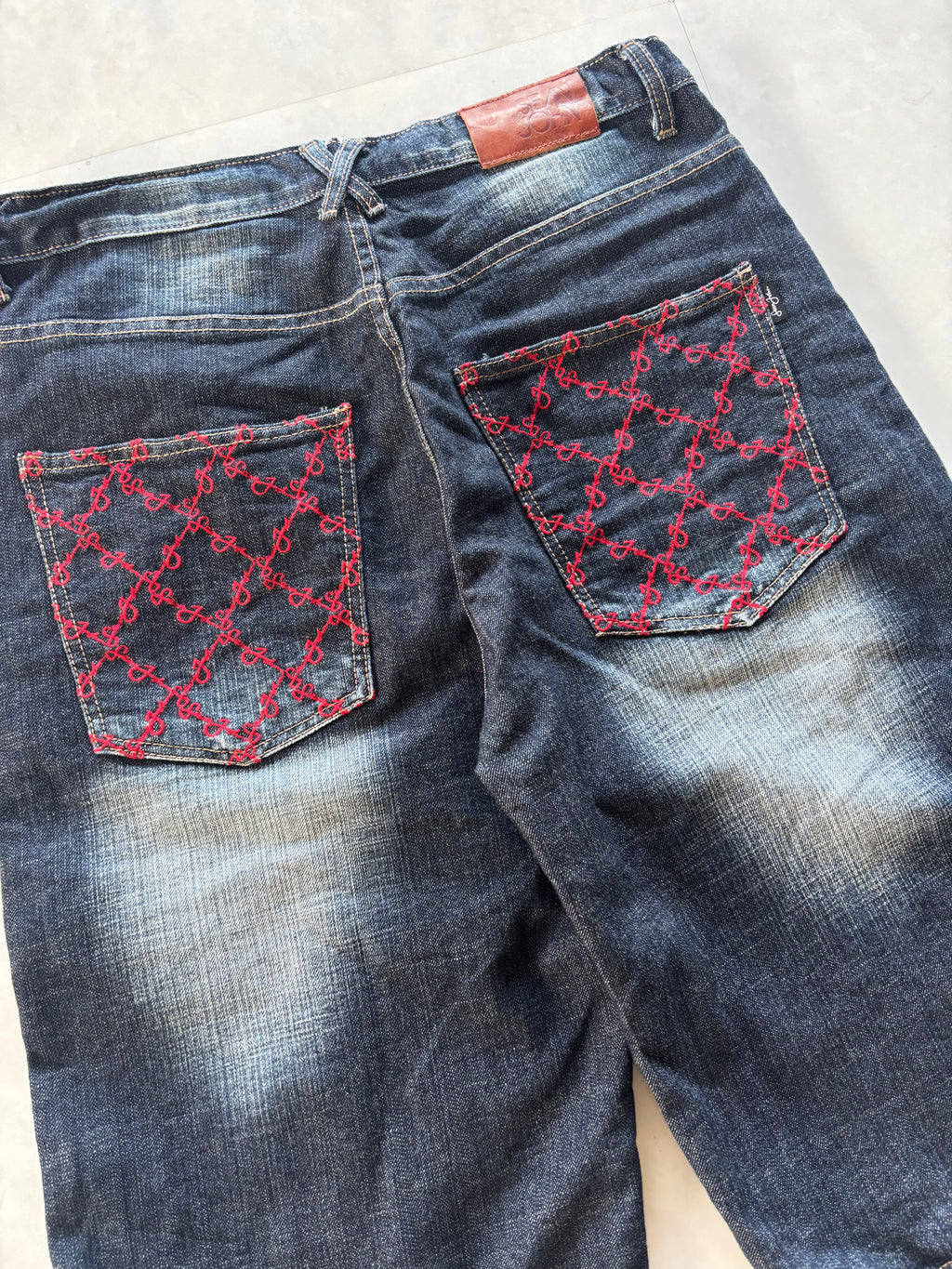 SEAN JOHN Red Monogram Embroidery Denim Shorts