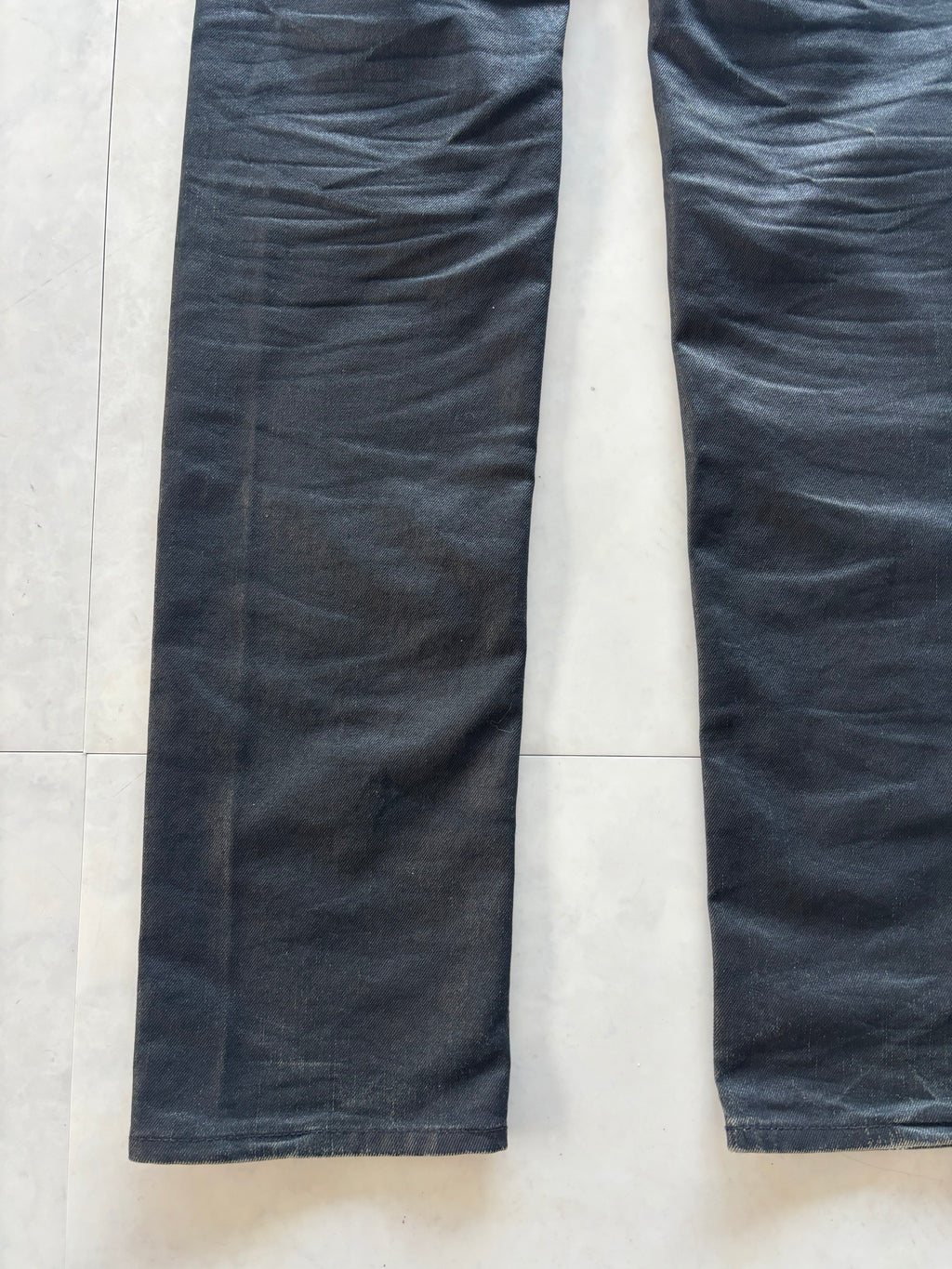 MARC JACOBS Coated Black Denim