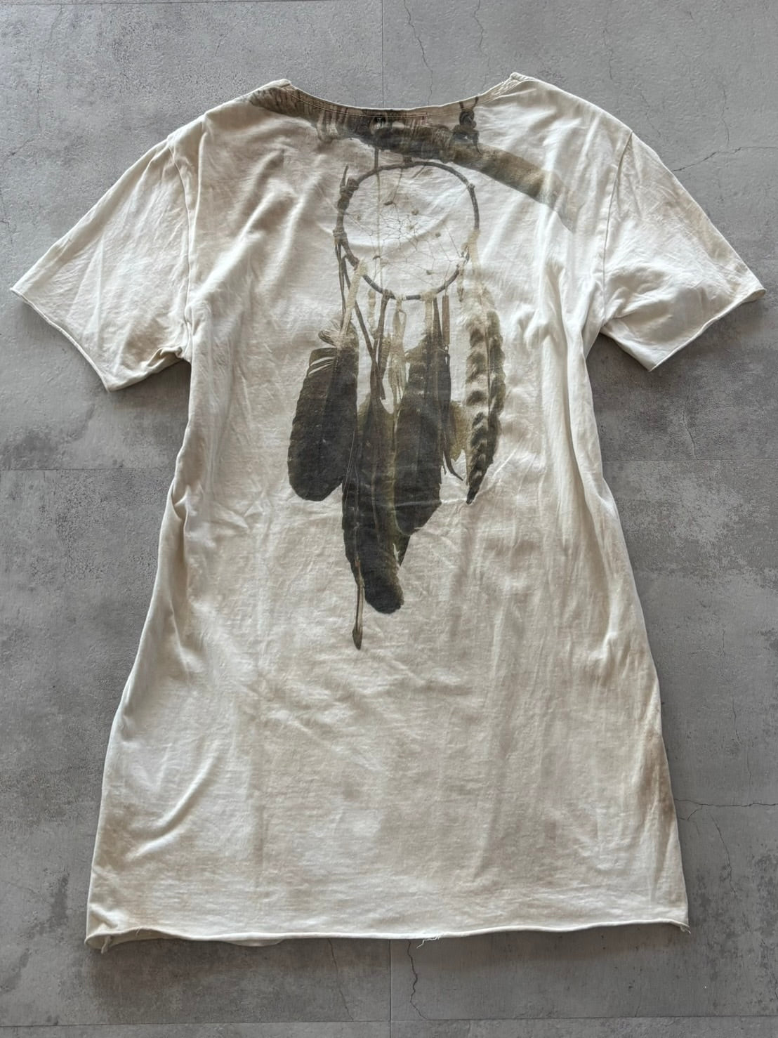 GOA NATIVE SYMBOL GRAPHIC TEE