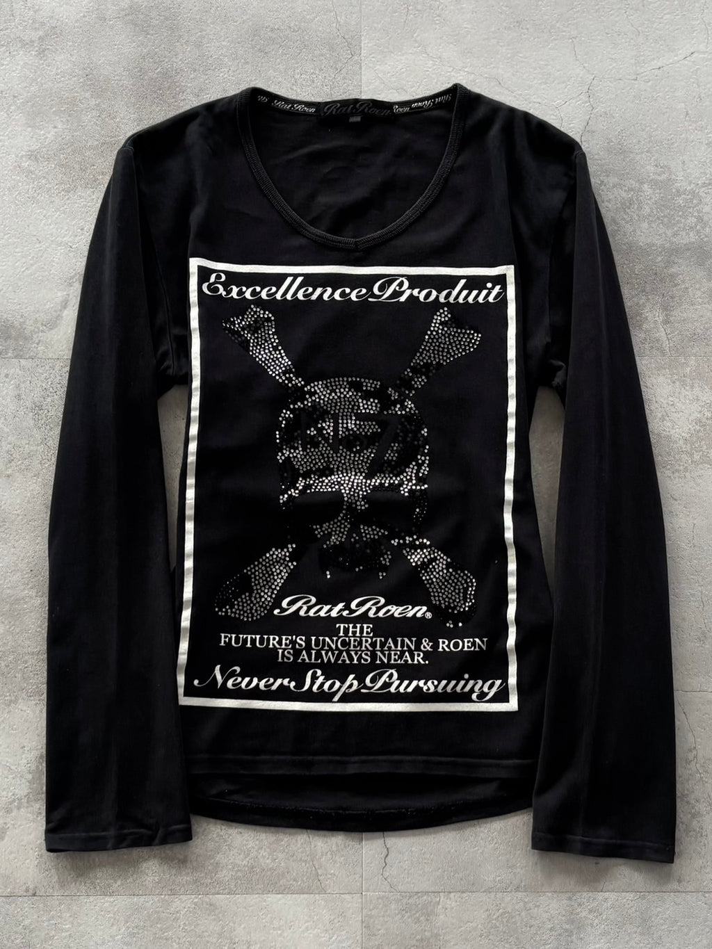 ROEN CRYSTAL CROSSBONE SKULL LONG SLEEVE