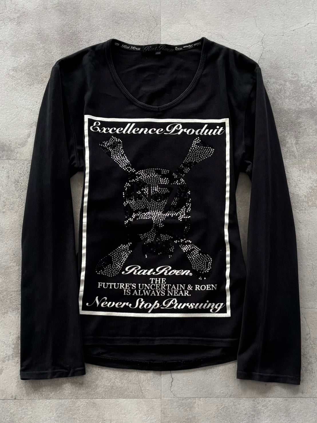 ROEN CRYSTAL CROSSBONE SKULL LONG SLEEVE