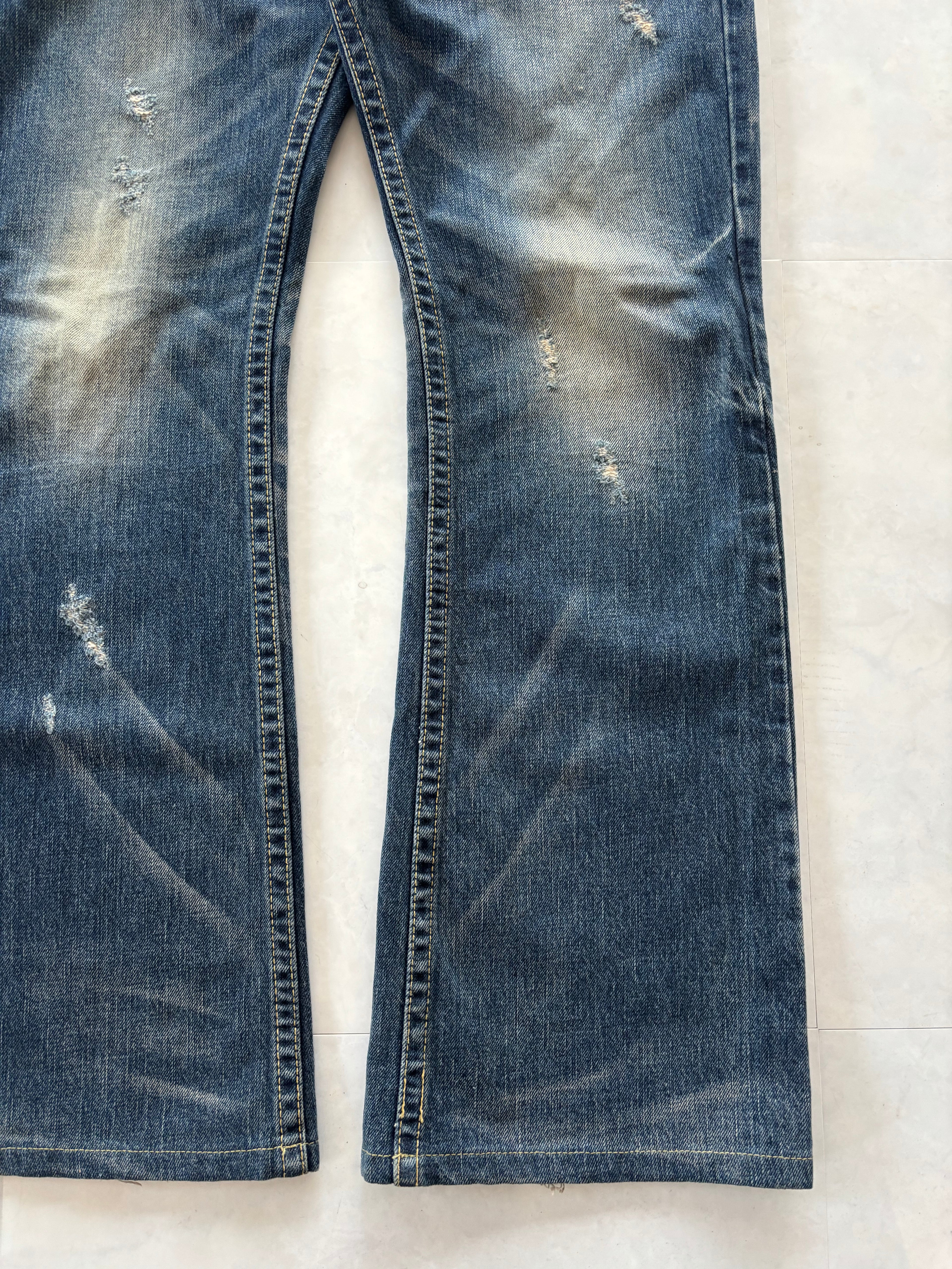 RED PEPPER skull heavy embroidery denim