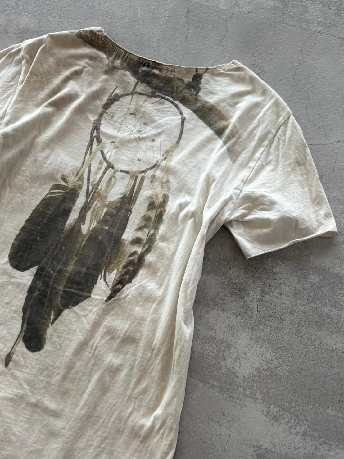 GOA NATIVE SYMBOL GRAPHIC TEE