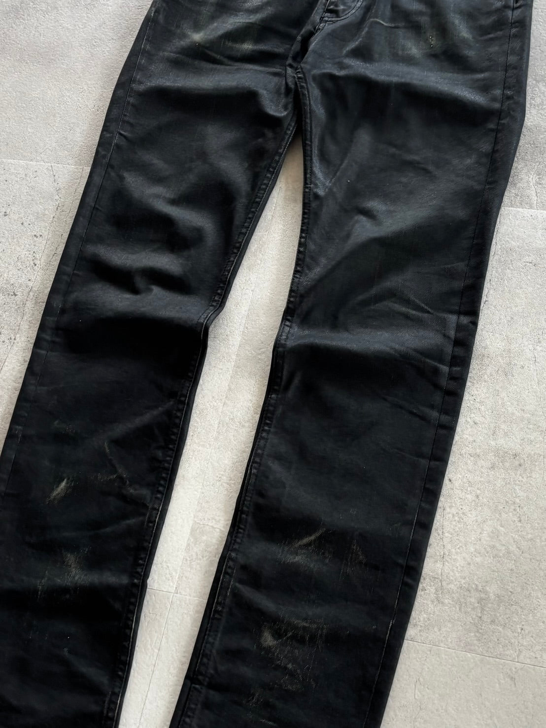 MARC JACOBS Coated Black Denim