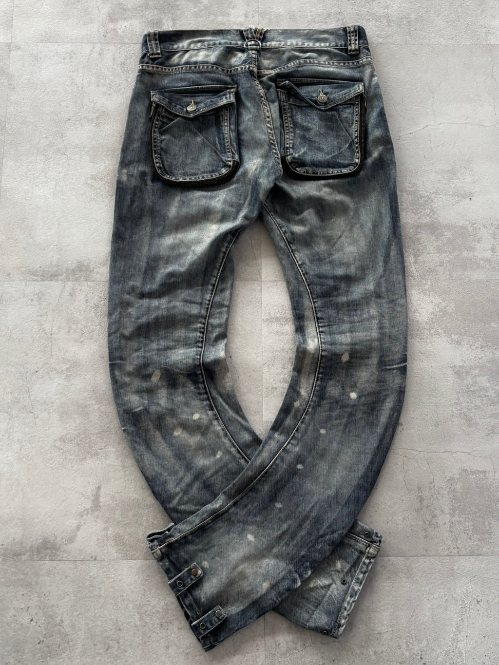 PPFM CHAOS CURVE DISTRESSED DENIM