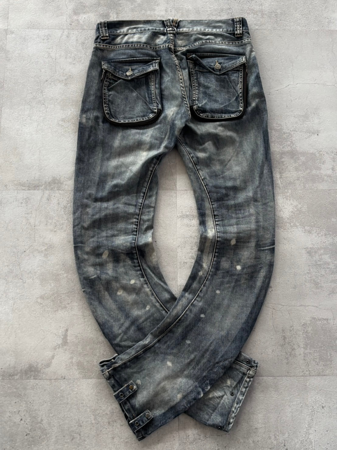 PPFM CHAOS CURVE DISTRESSED DENIM