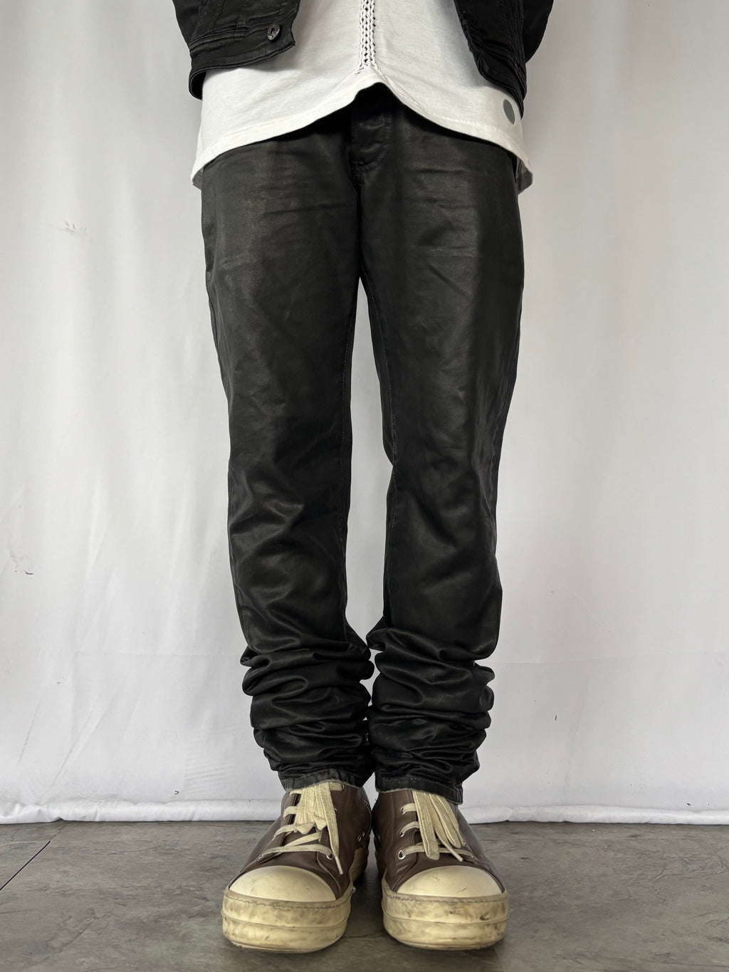 DIOR HOMME Wax Coating Straight Jeans