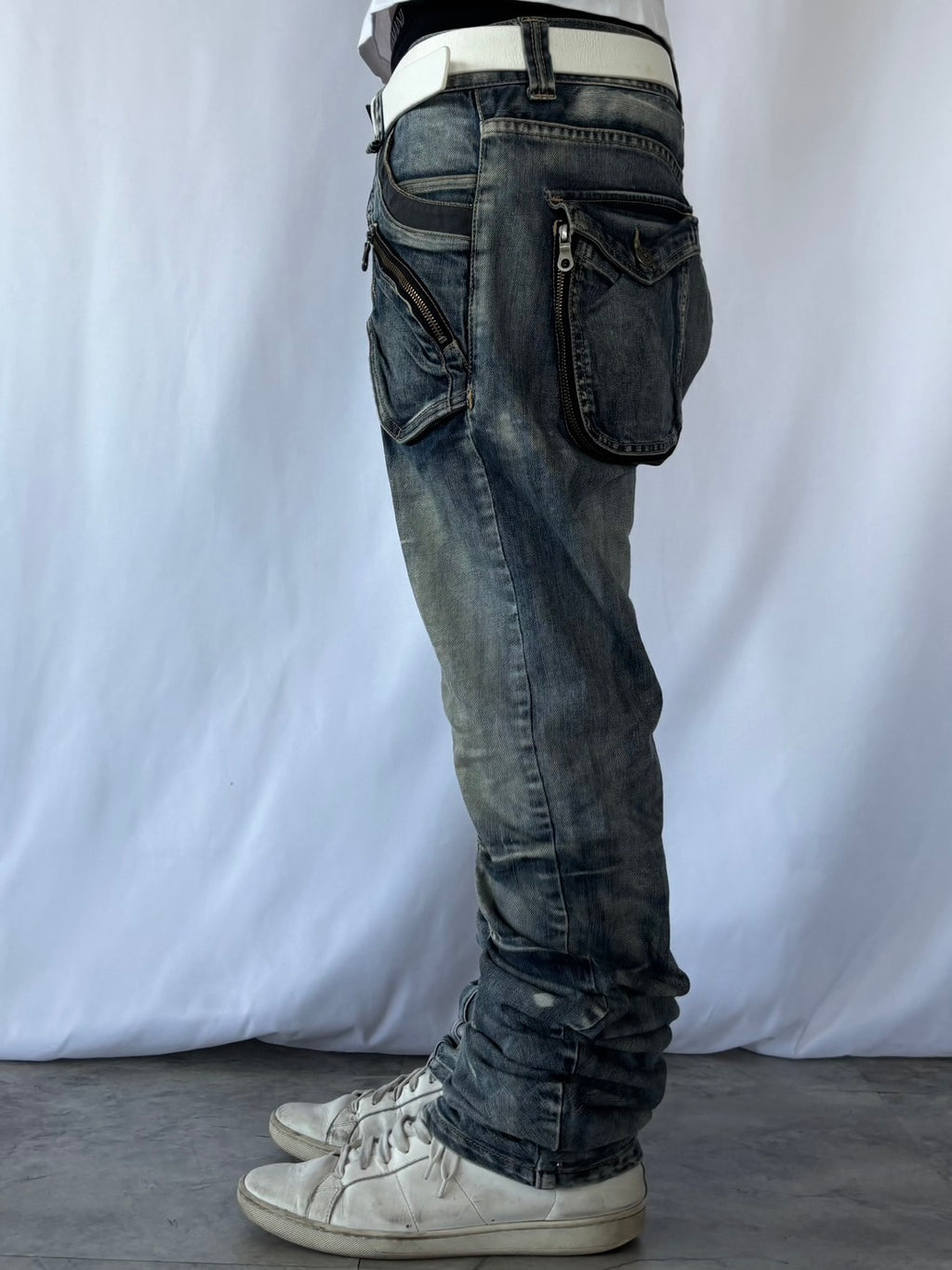 PPFM CHAOS CURVE DISTRESSED DENIM