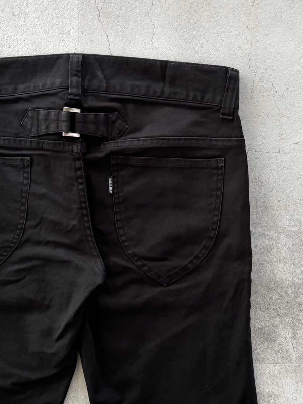 TORNADO MART NOIR TRIBAL FLARE DENIM
