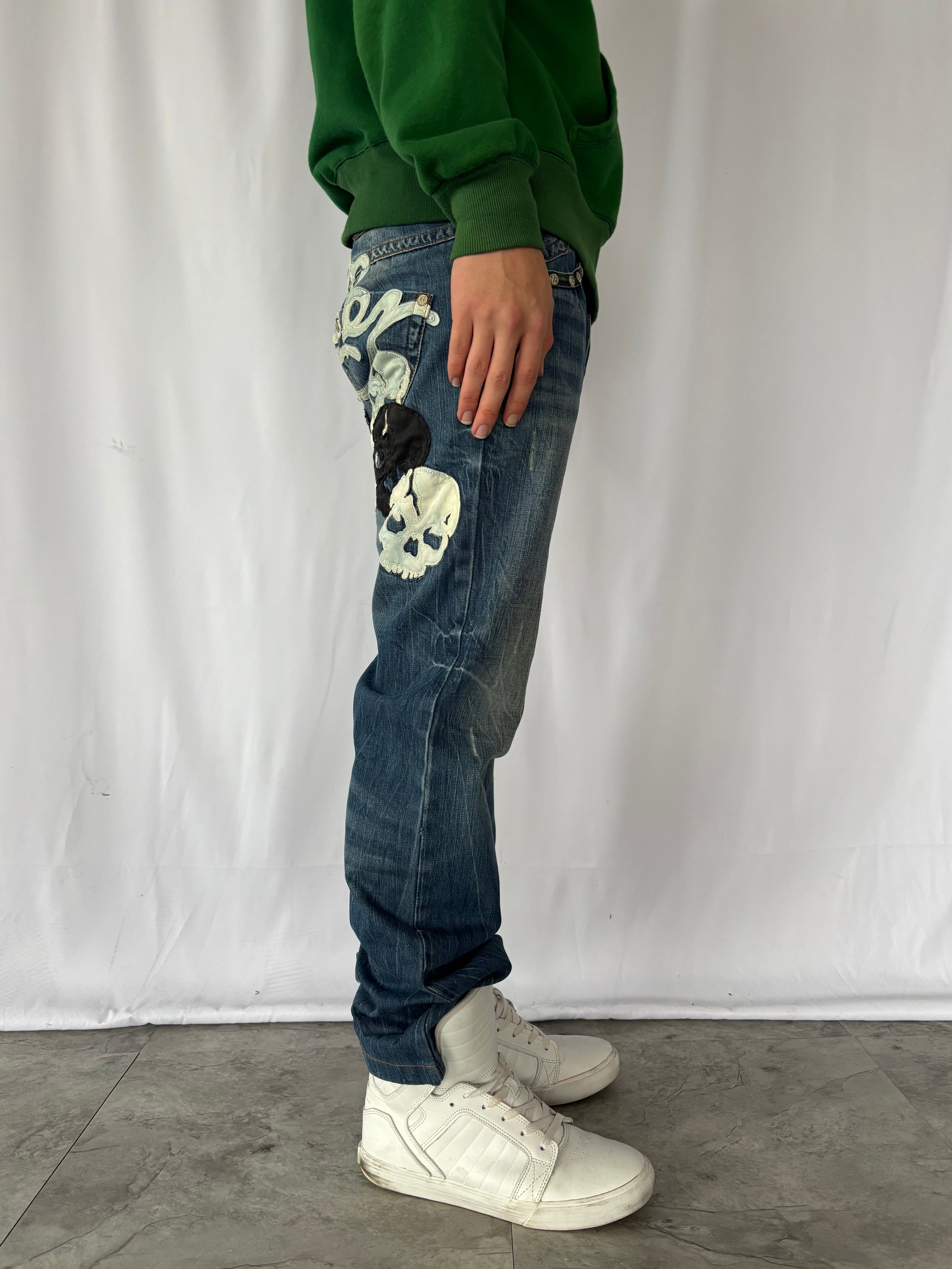 RED PEPPER skull heavy embroidery denim