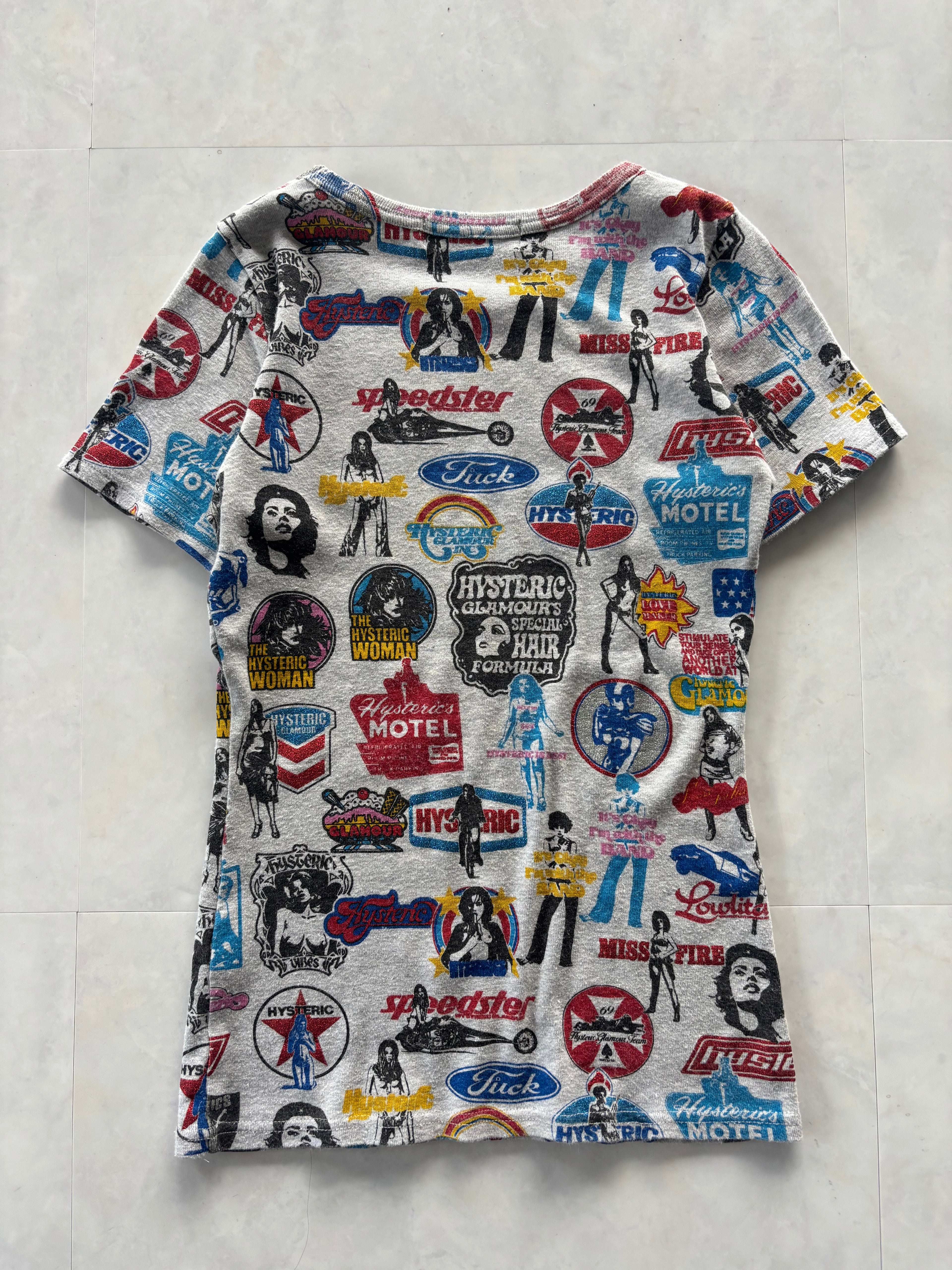 HYSTERIC GLAMOUR All-Over Retro Logo Girl Tee