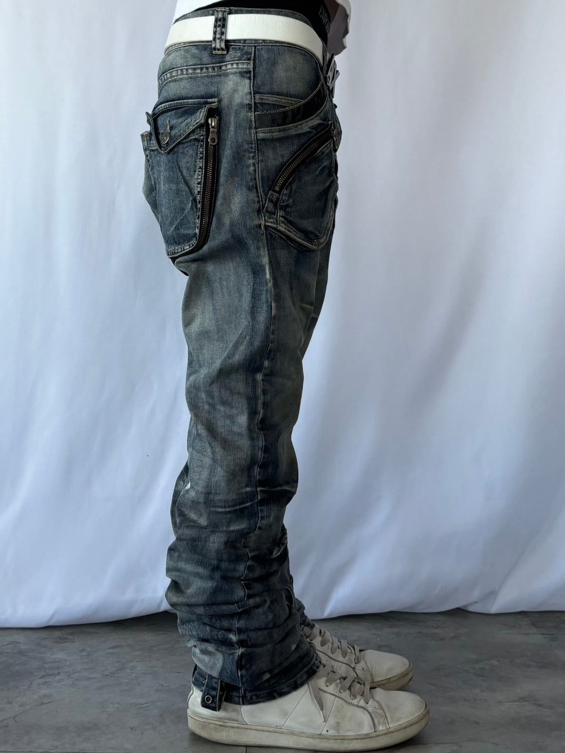 PPFM CHAOS CURVE DISTRESSED DENIM