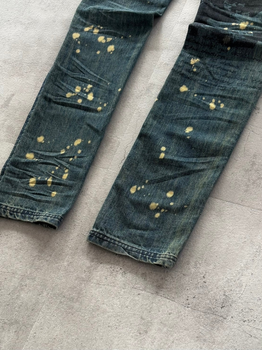 UNKNOWN LONDON BLEACH SPLATTER DENIM