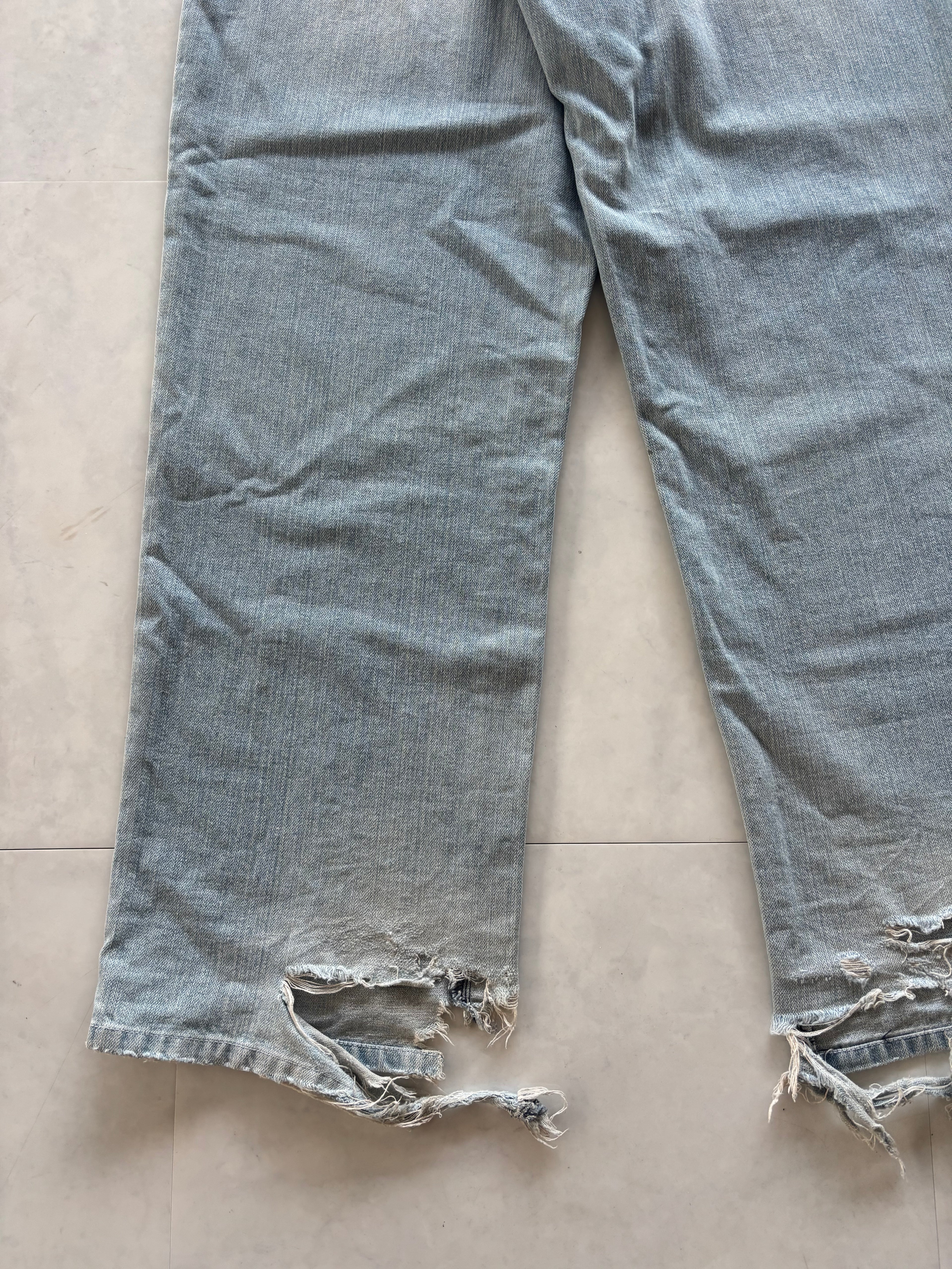 AKADEMIKS Back Embroidery Lion Denim