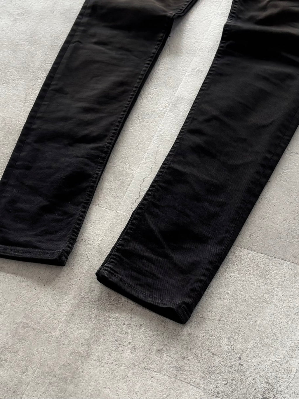 PHENOMENON OBSIDIAN BLACK SKINNY DENIM