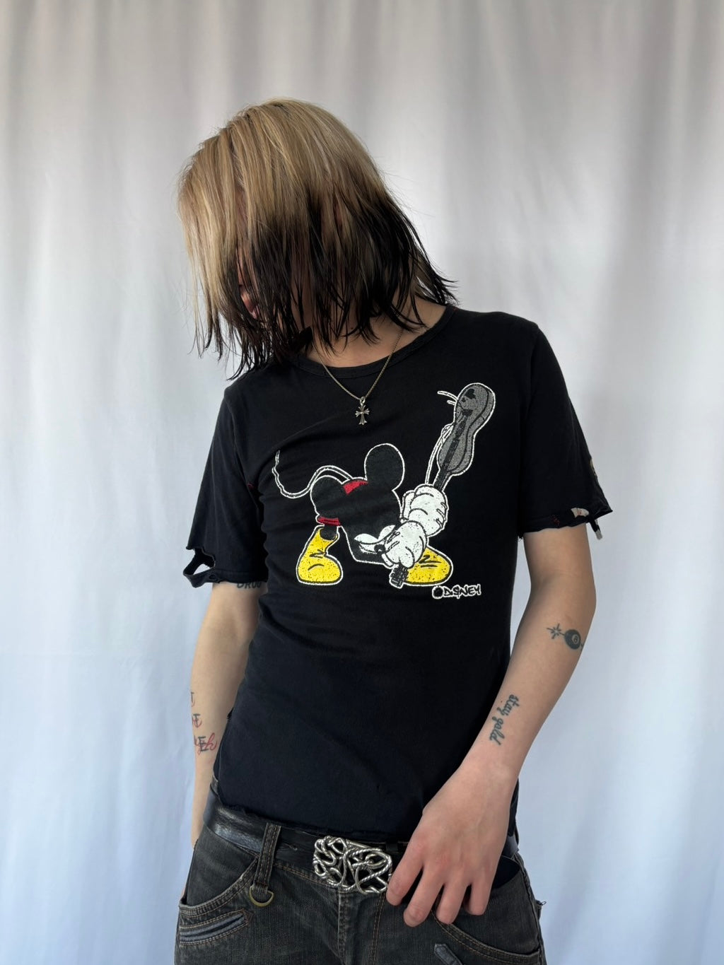 ROEN MICKEY DESTROY GRAPHIC TEE