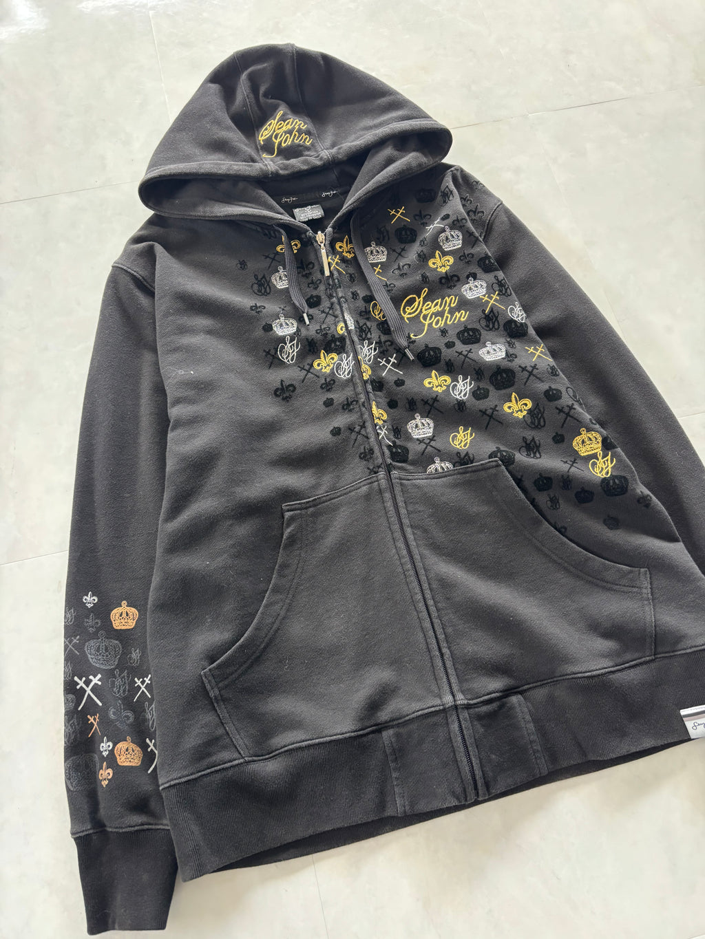 SEAN JOHN Royal Crest Embroidery Zip Hoodie