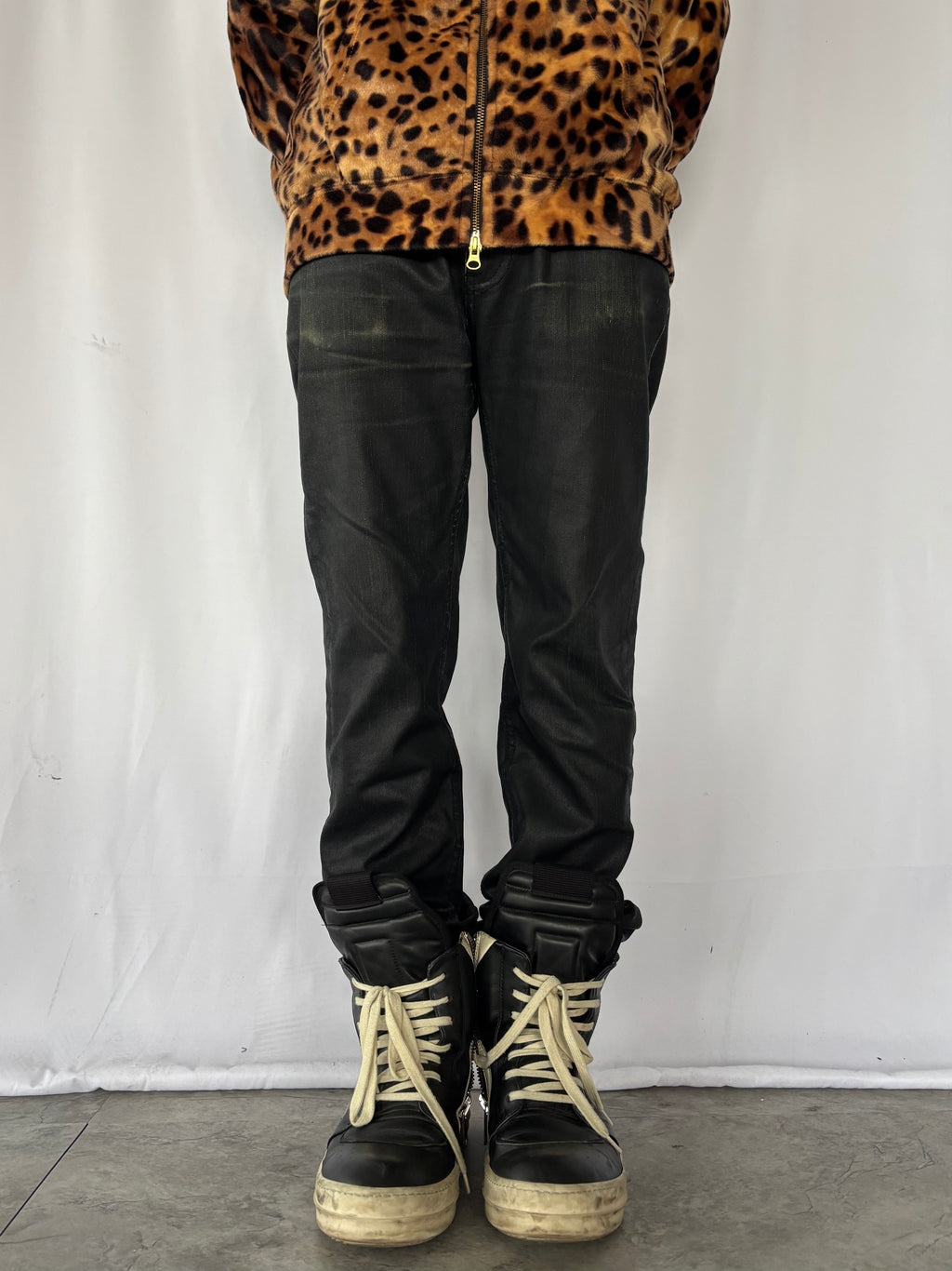 MARC JACOBS Coated Black Denim